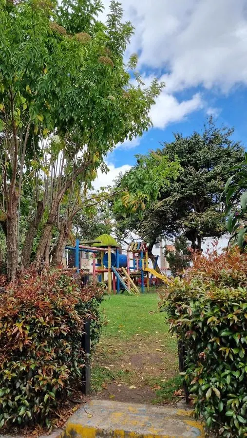 Δωμάτια σε οικογενειακή κατοικία Casa Dohko Διαμέρισμα Μπογκοτά